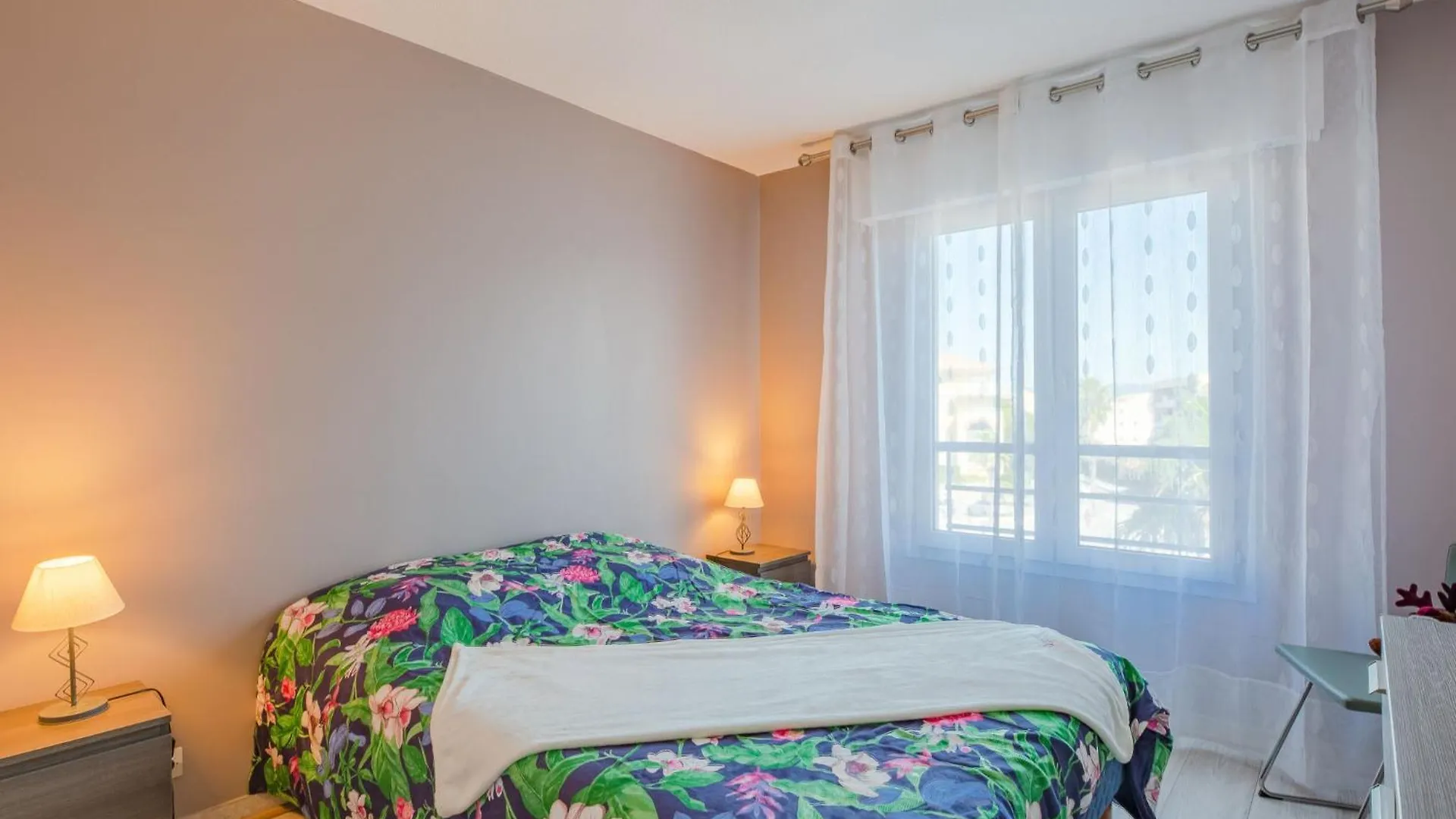 Apartment Royal Marine-4 By Interhome Fréjus فرنسا